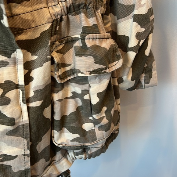 Women’s Kensie Jean Jacket - Picture 4 of 7